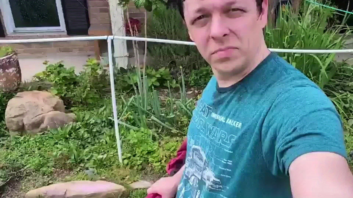 Tisetrail Director Camping Chair with Cooler Bag and Foldable Side Tray Supports 400 Pounds