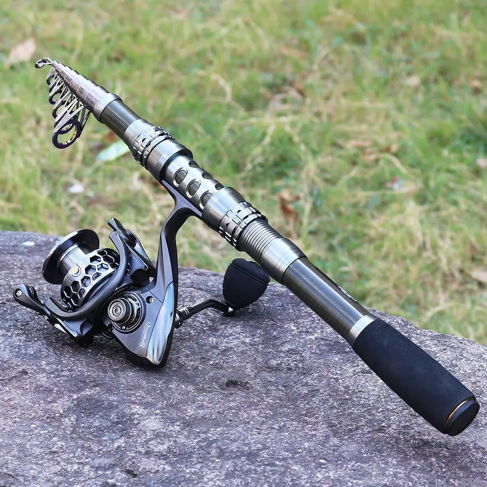 Fishing Rod Reel Combo Telescopic Fishing Pole Spinning Reel Carrier Bag Travel Saltwater Freshwater Fishing